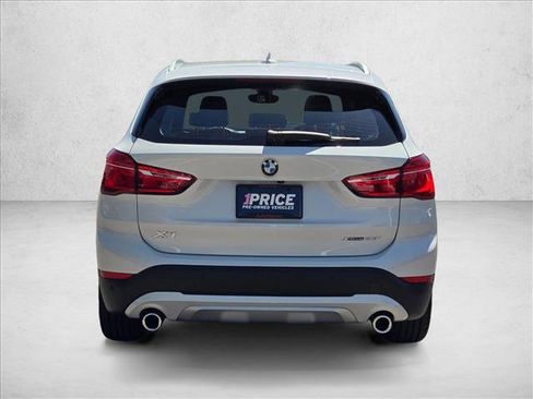 Used 2021 BMW X1 xDrive28i w/ Convenience Package AWD/4WD image 8