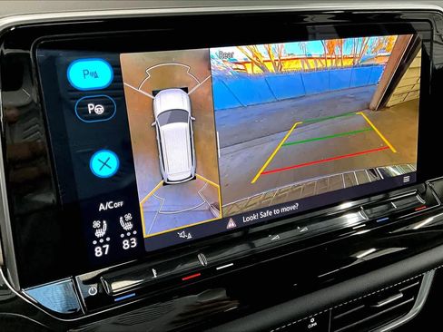 Used 2025 Volkswagen Atlas SEL Premium R-Line image 23