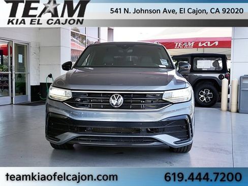 Used 2023 Volkswagen Tiguan SE R-Line FWD image 4