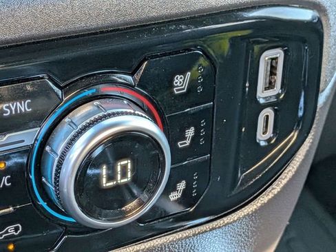 Used 2024 GMC Sierra 1500 SLT w/ SLT Premium Plus Package image 23