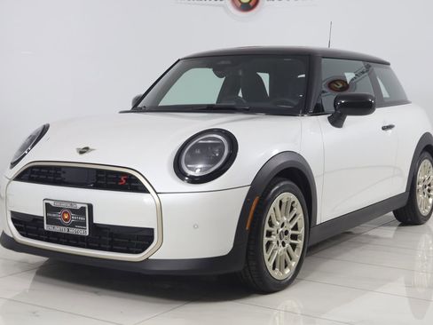 Used 2025 MINI Cooper S image 5