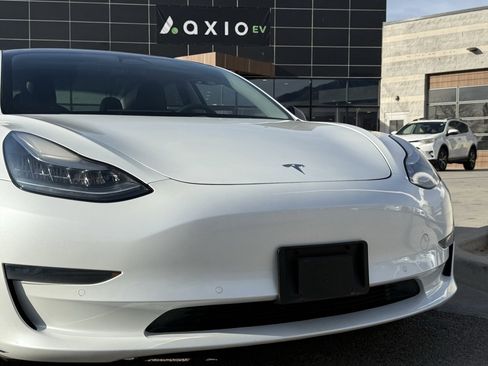 Used 2020 Tesla Model 3 Long Range image 27