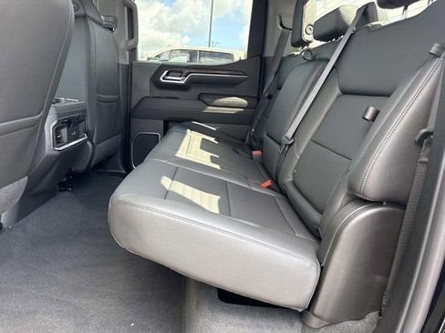 New 2026 GMC Sierra 1500 SLT w/ SLT Premium Package AWD/4WD image 12