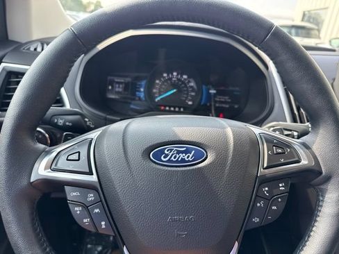 Certified 2024 Ford Edge SEL w/ Convenience Package AWD/4WD image 26