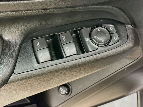 Used 2018 Chevrolet Equinox LT AWD/4WD image 20