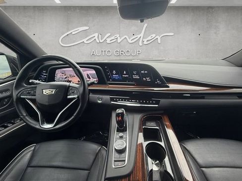 Used 2021 Cadillac Escalade ESV Premium Luxury RWD image 20