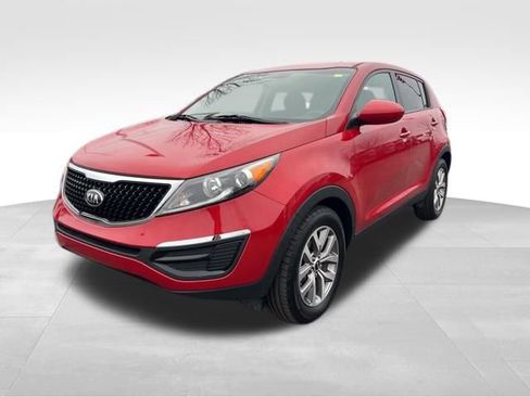 Used 2015 Kia Sportage LX image 3