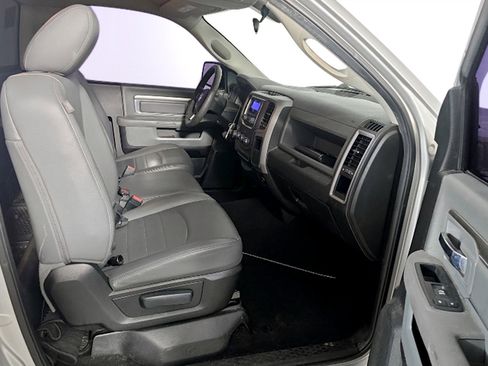 Used 2017 RAM 1500 Express image 9