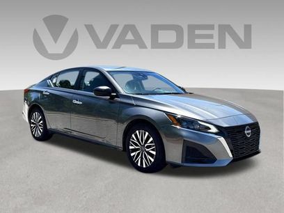 Certified 2025 Nissan Altima 2.5 SV