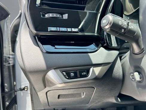 Used 2024 Lexus RX 350 FWD w/ Technology Package image 39