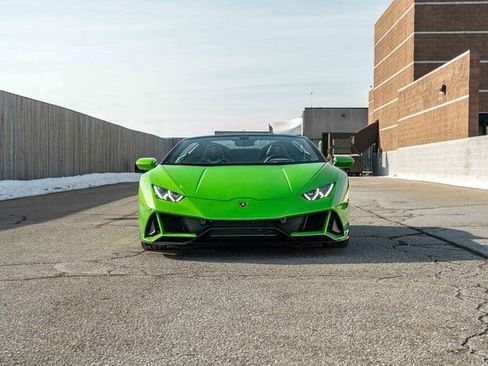 Used 2022 Lamborghini Huracan EVO image 31