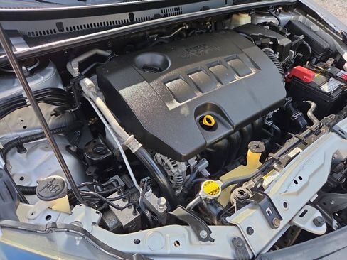 Used 2017 Toyota Corolla XLE FWD image 8