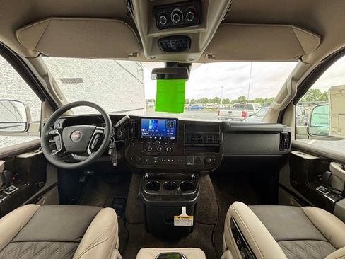 New 2026 GMC Savana 2500 Extended w/ Driver Convenience Package RWD image 22