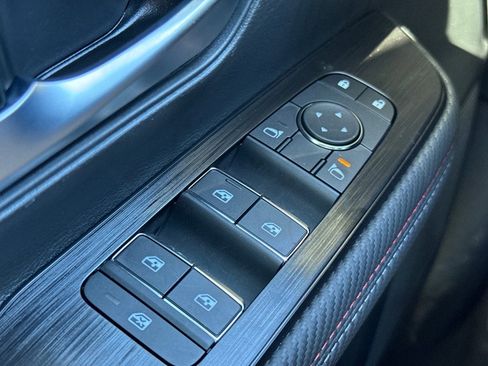 New 2026 Nissan Kicks SR image 13