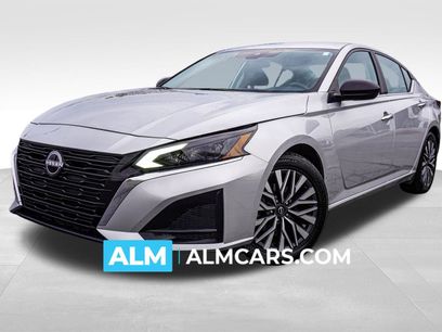 Used 2024 Nissan Altima 2.5 SV