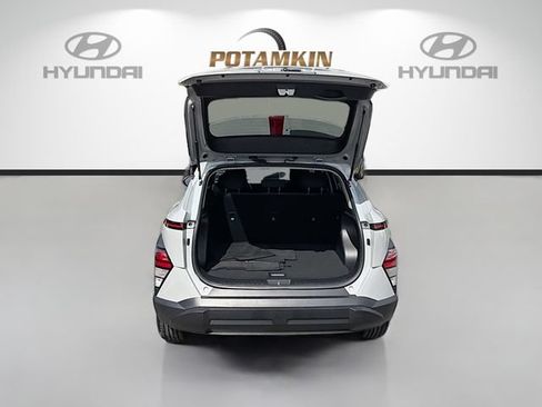 Used 2024 Hyundai Kona SEL w/ Convenience Package FWD image 24