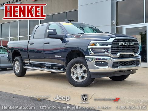 Used 2026 RAM 2500 Big Horn AWD/4WD image 1