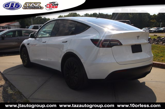 Used 2023 Tesla Model Y Long Range AWD/4WD image 4