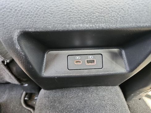 Used 2025 Nissan Altima 2.5 SV FWD image 11
