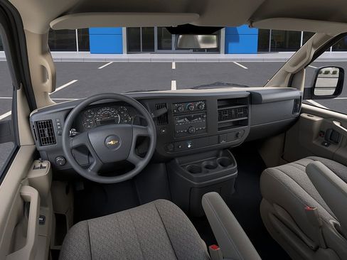 New 2026 Chevrolet Express 2500 w/ Chrome Appearance Package RWD image 15