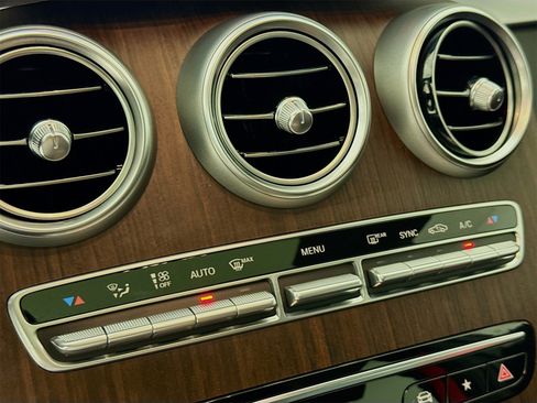 Used 2023 Mercedes-Benz GLC 43 AMG 4MATIC Coupe image 17