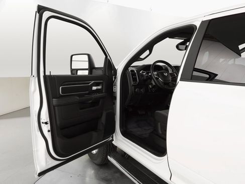Certified 2024 RAM 2500 Big Horn image 18