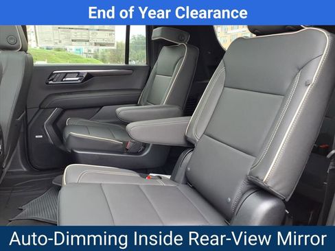 New 2025 Chevrolet Suburban Premier w/ Sun And Tow Package image 27