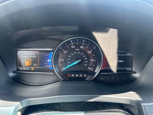 Used 2019 Ford Explorer XLT w/ Equipment Group 202A AWD/4WD image 20