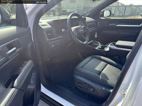 New 2026 GMC Terrain Elevation w/ Elevation Premium Package image 16