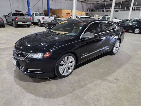 Used 2016 Chevrolet Impala LTZ w/ Enhanced Convenience Package FWD image 2