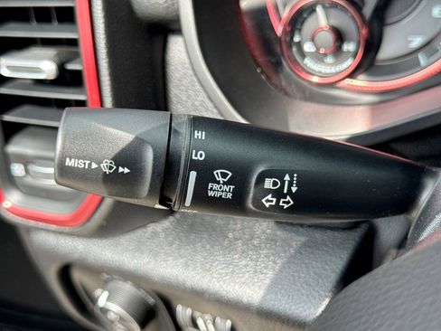 Used 2019 RAM 1500 Rebel AWD/4WD image 32