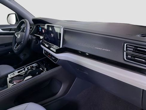 New 2026 Volkswagen Atlas Cross Sport SEL R-Line AWD/4WD image 29