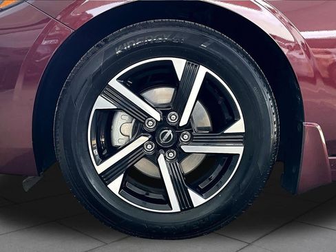 Certified 2024 Nissan Sentra SV image 11