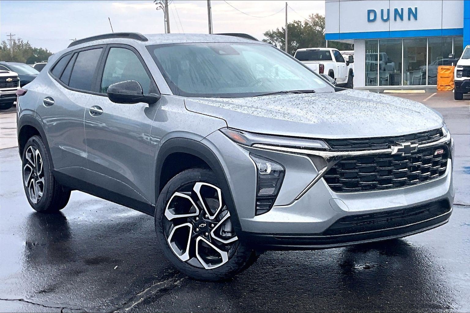 New 2026 Chevrolet Trax RS w/ Driver Confidence Package FWD image 2