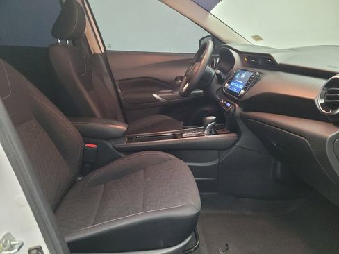 Used 2021 Nissan Kicks SV FWD image 21
