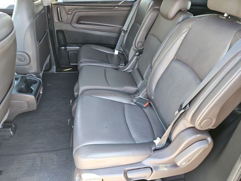 Used 2018 Honda Odyssey Elite image 24