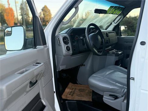 Used 2014 Ford E-150 and Econoline 150 Commercial w/ Commercial Cargo Van Package image 11