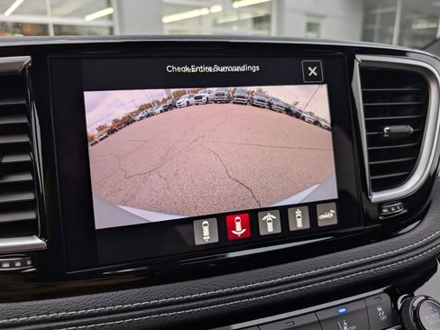 New 2026 Chrysler Pacifica Limited w/ S Appearance Package image 27