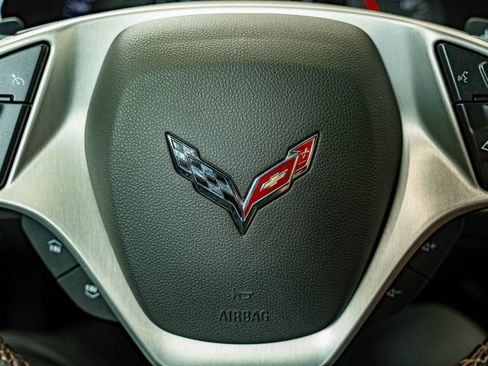 Used 2015 Chevrolet Corvette Z06 image 36