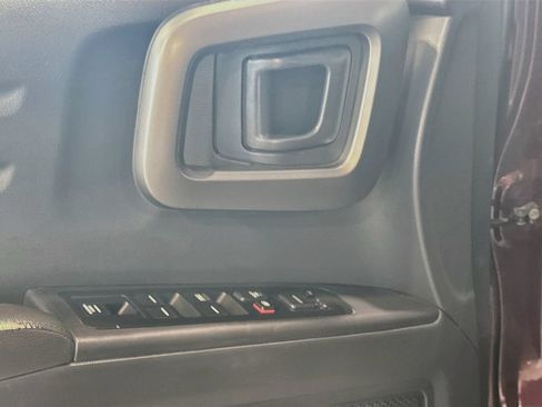 Used 2010 Honda Ridgeline RTL image 18