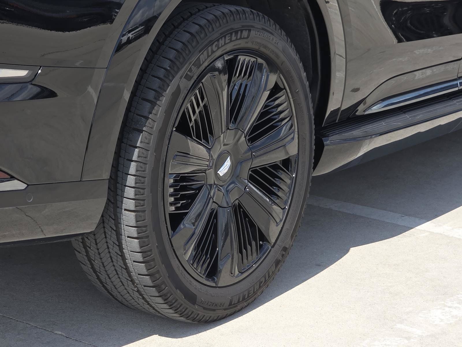 Certified 2026 Cadillac Escalade IQL Sport 1 AWD/4WD image 12