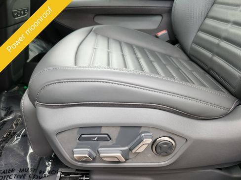 Certified 2024 Kia EV9 Land AWD/4WD image 12