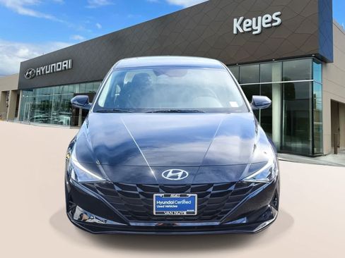 Used 2023 Hyundai Elantra SEL FWD image 2