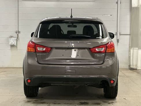 Used 2016 Mitsubishi Outlander Sport ES AWD/4WD image 4