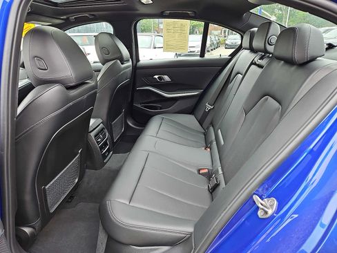 Used 2023 BMW 330i xDrive Sedan w/ M Sport Package AWD/4WD image 10