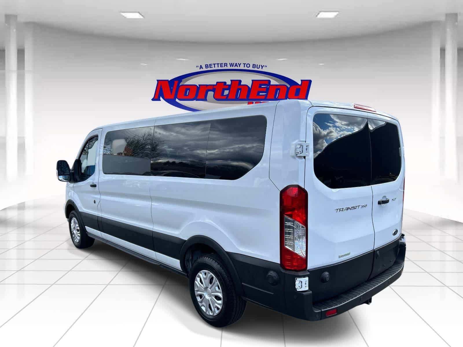 Used 2024 Ford Transit 350 XLT RWD image 5