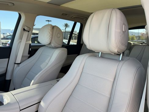 New 2026 Mercedes-Benz GLS 450 4MATIC image 18