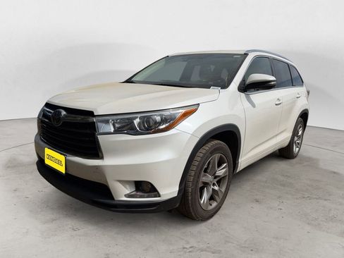 Used 2015 Toyota Highlander Limited w/ Driver Technology Package image 1