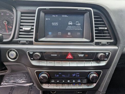 Used 2018 Hyundai Sonata Sport FWD image 19