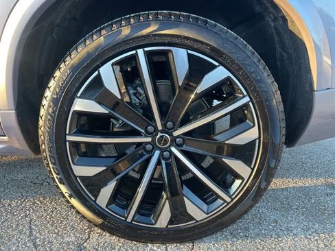 Certified 2026 Volvo XC90 T8 Ultra image 11